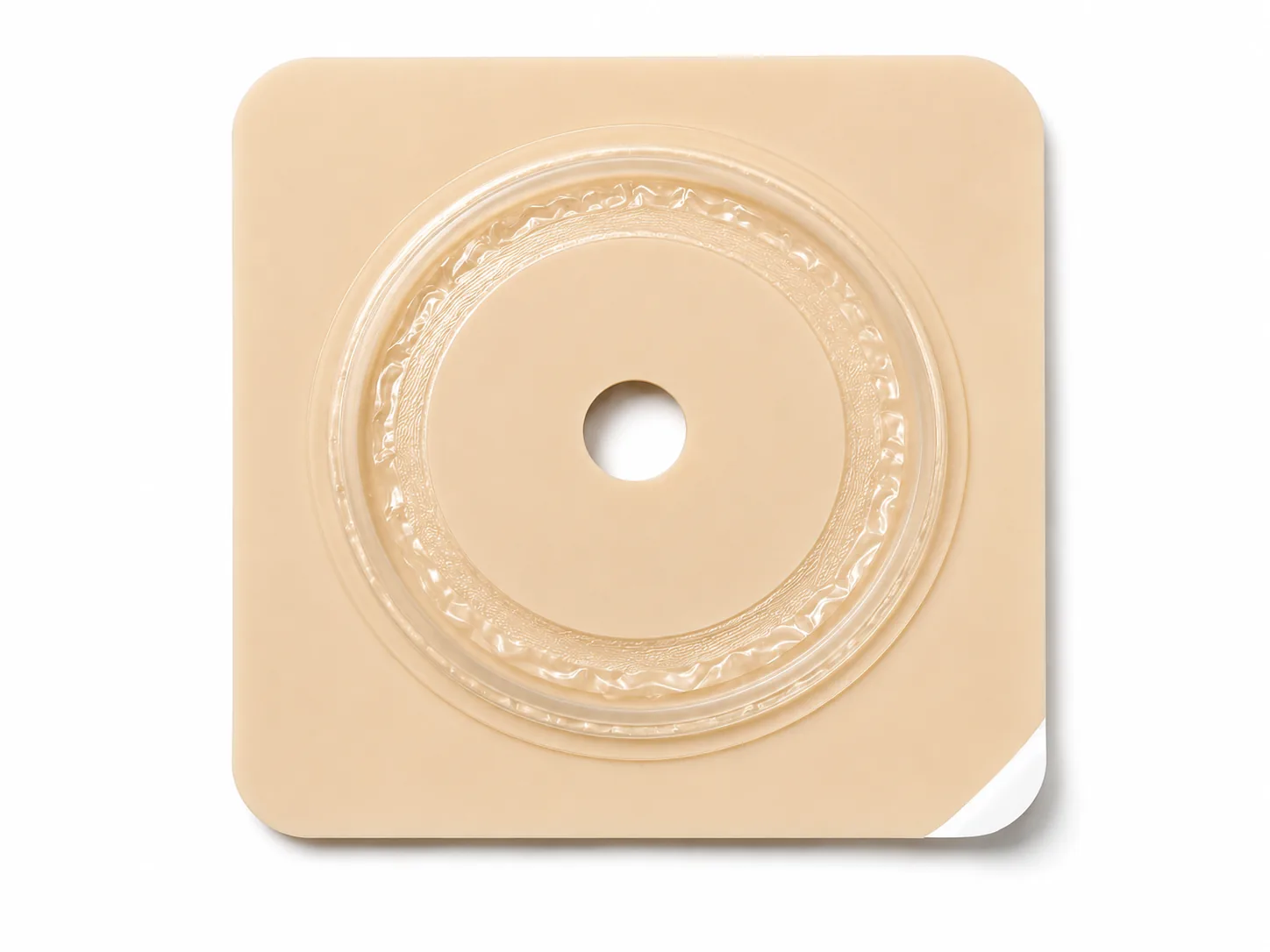 Flat and convex ostomy skin barriers